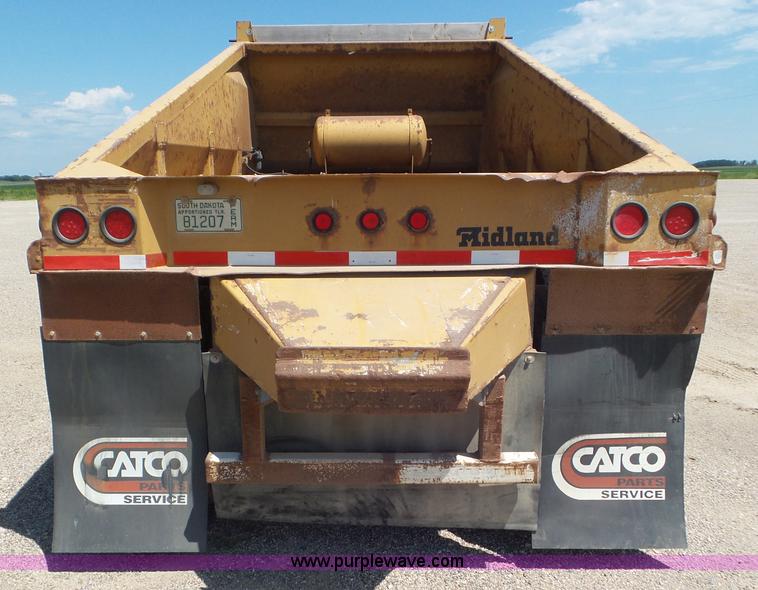 image for item L6855 1994 Midland bottom dump trailer