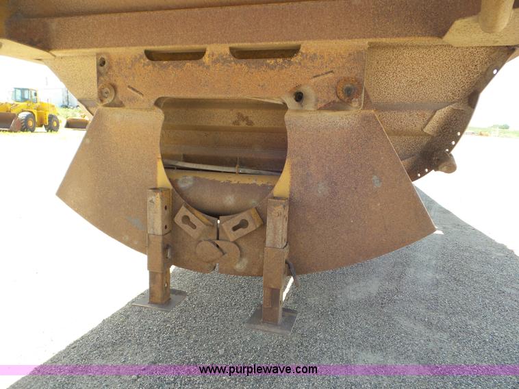 image for item L6855 1994 Midland bottom dump trailer
