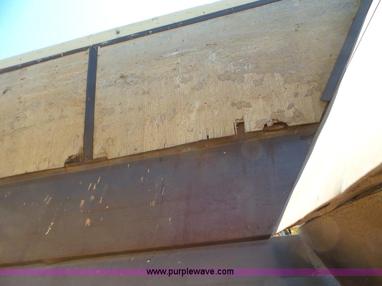 image for item L6855 1994 Midland bottom dump trailer