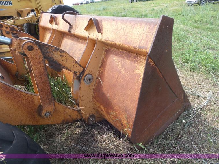 image for item L6857 1985 Case W30 wheel loader