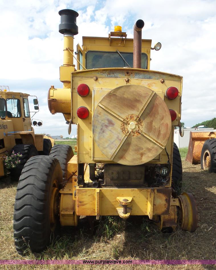 image for item L6858 Champion 740 motor grader