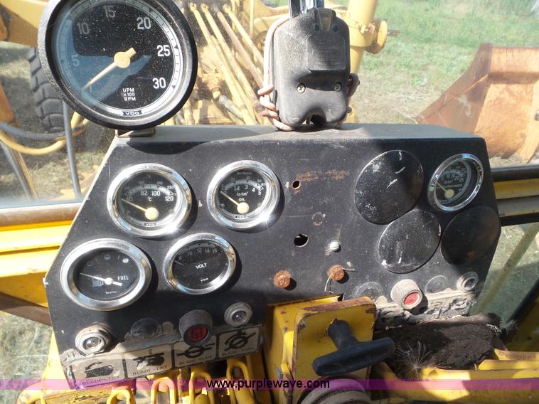 image for item L6858 Champion 740 motor grader