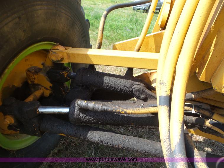 image for item L6858 Champion 740 motor grader