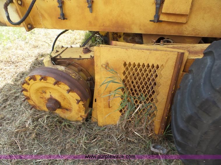 image for item L6858 Champion 740 motor grader