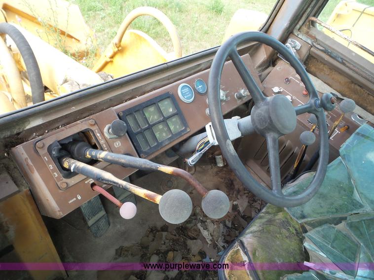 image for item L6859 Dresser 530 wheel loader