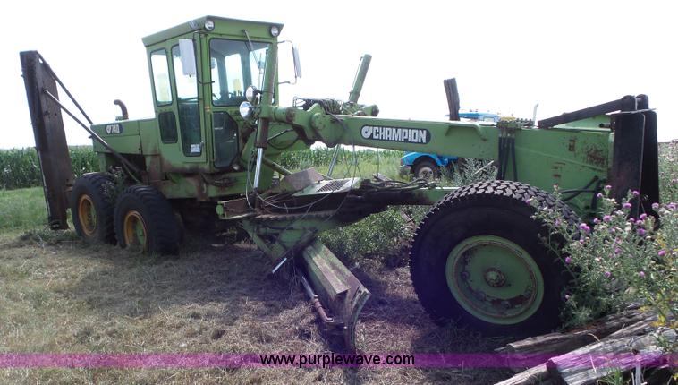 image for item L6861 Champion 740 motor grader