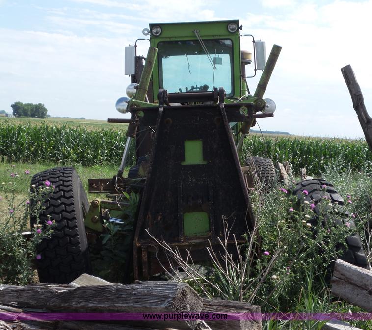 image for item L6861 Champion 740 motor grader