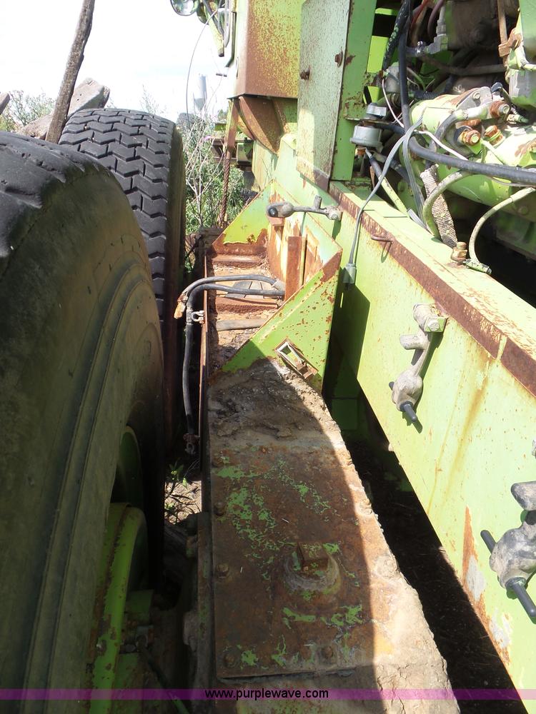 image for item L6861 Champion 740 motor grader