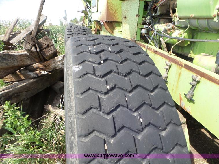 image for item L6861 Champion 740 motor grader