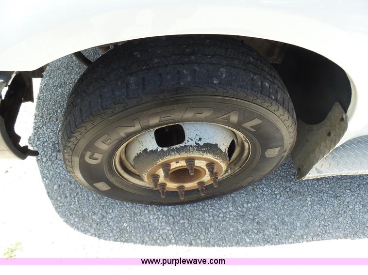 image for item L7111 2007 Ford F350 Super Duty