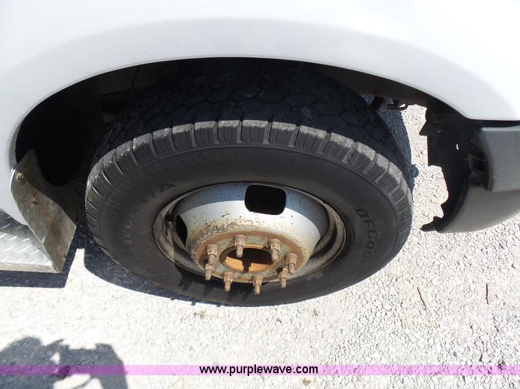 image for item L7111 2007 Ford F350 Super Duty