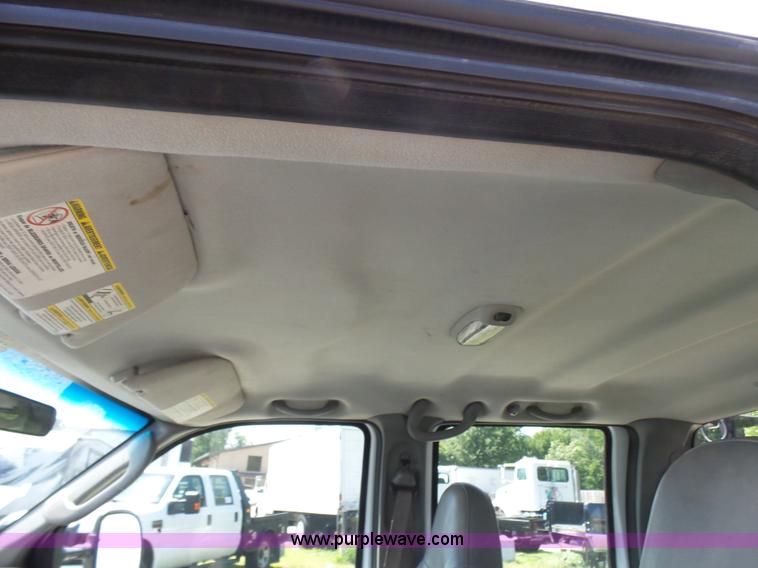 image for item L7111 2007 Ford F350 Super Duty