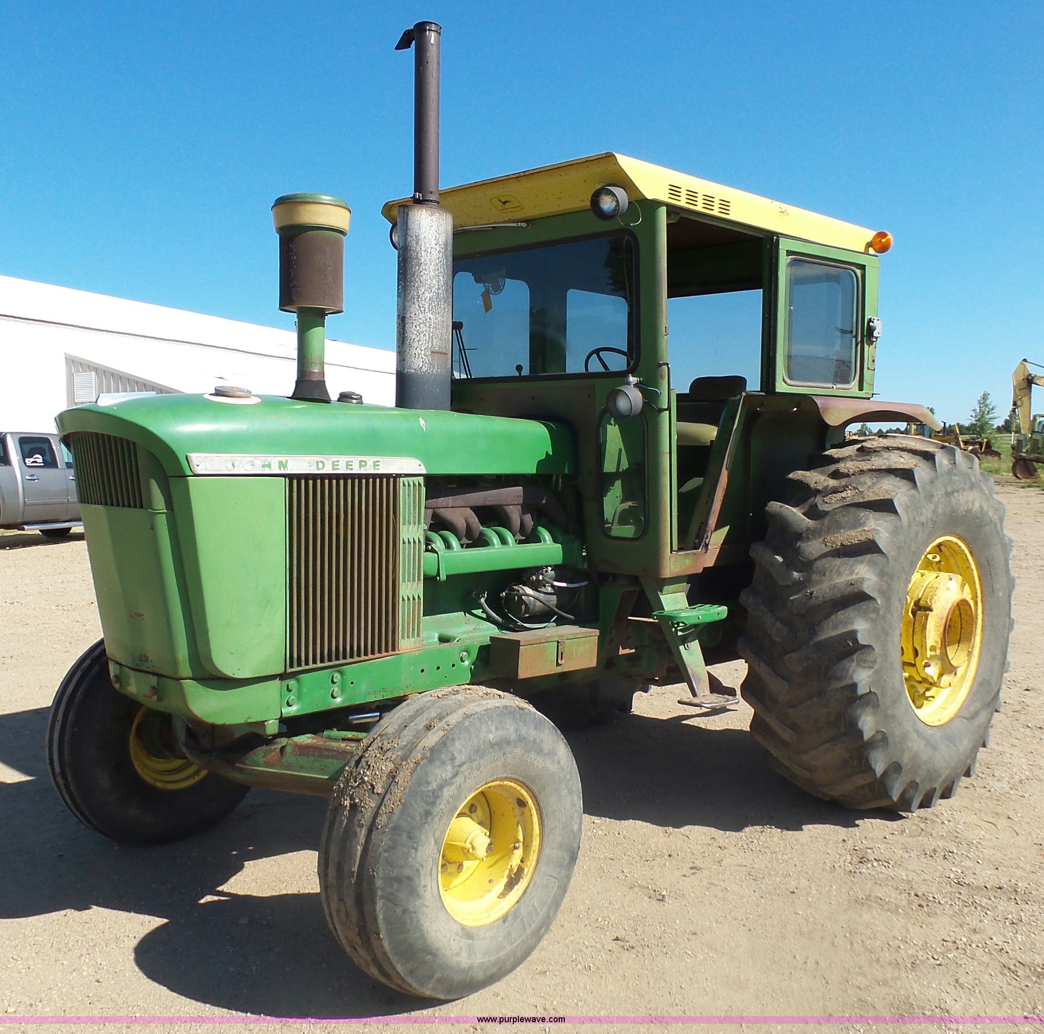 John Deere 5020 tractor in ster, SD Item J5497 sold Purple Wave