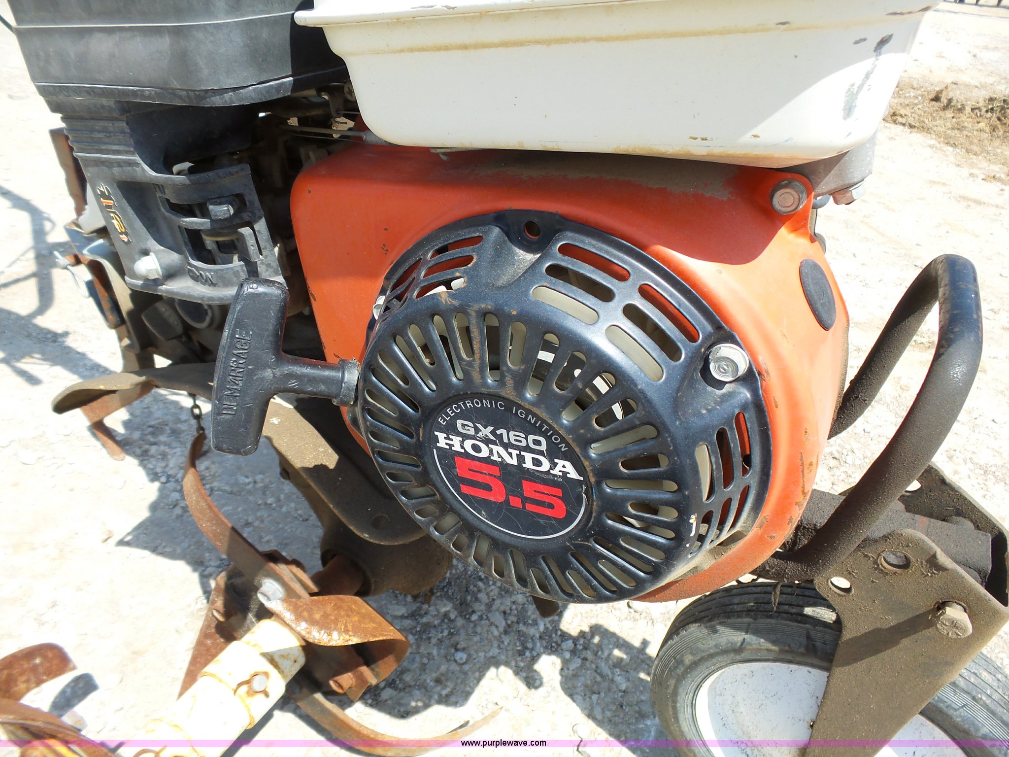 Honda F501 tiller in Paola, KS Item K5322 sold Purple Wave