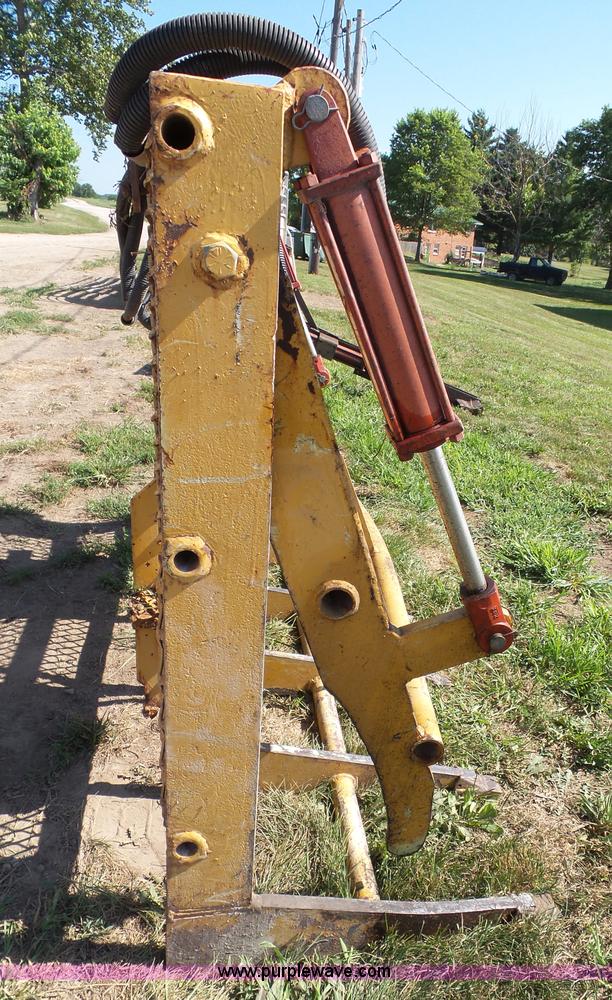 image for item BG9298 Skid steer grapple bucket