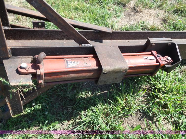 image for item BG9299 Uni Loader log splitter