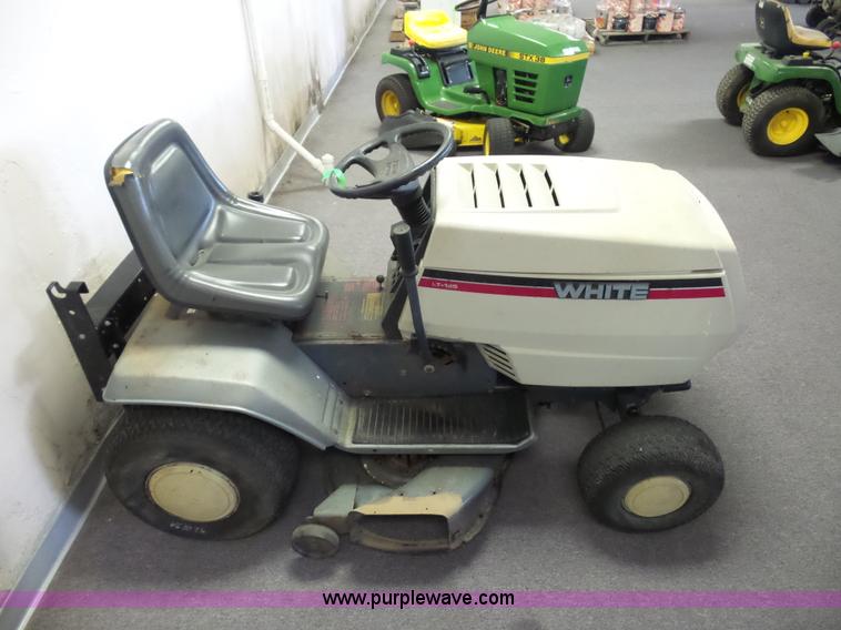 image for item BG9740 White LT-125 riding lawn mower