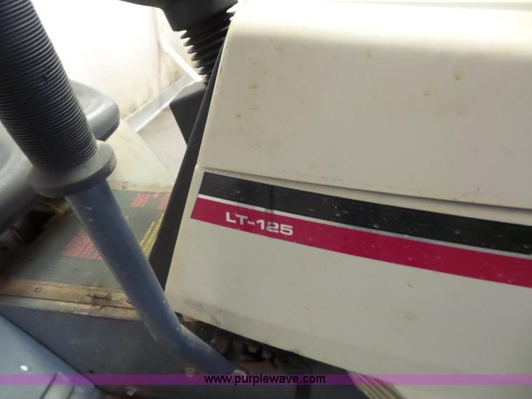 image for item BG9740 White LT-125 riding lawn mower