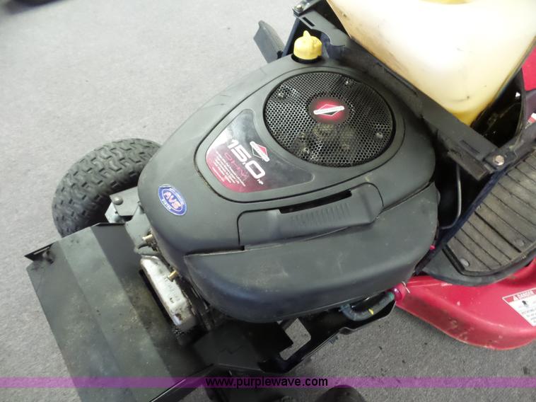 image for item BG9743 Massey Ferguson 2515 riding lawn mower