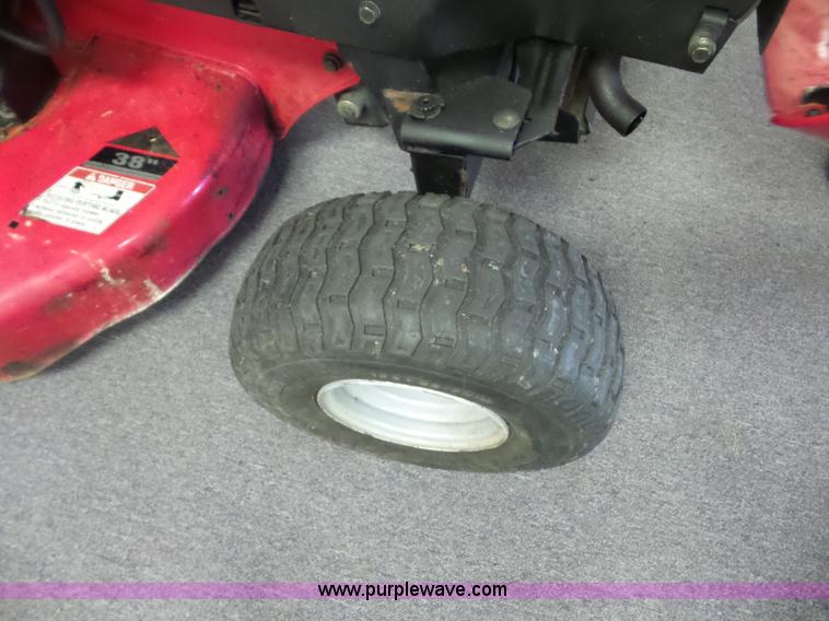 image for item BG9743 Massey Ferguson 2515 riding lawn mower