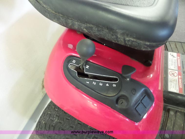 image for item BG9743 Massey Ferguson 2515 riding lawn mower