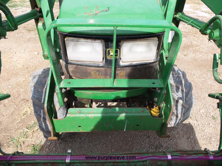 image for item BM9685 John Deere 4100 HST MFWD tractor