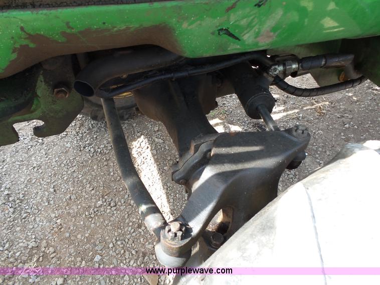 image for item BM9685 John Deere 4100 HST MFWD tractor