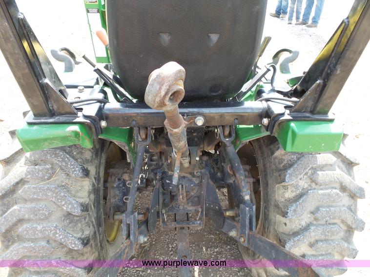 image for item BM9685 John Deere 4100 HST MFWD tractor