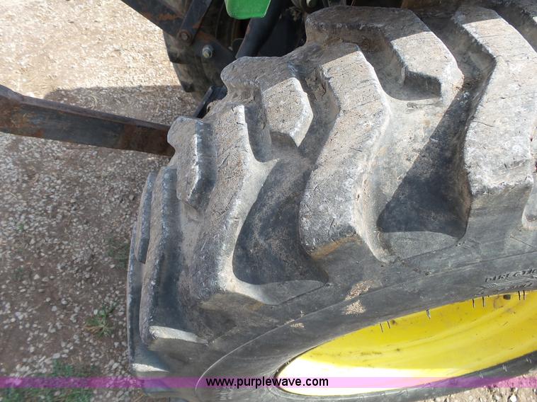 image for item BM9685 John Deere 4100 HST MFWD tractor