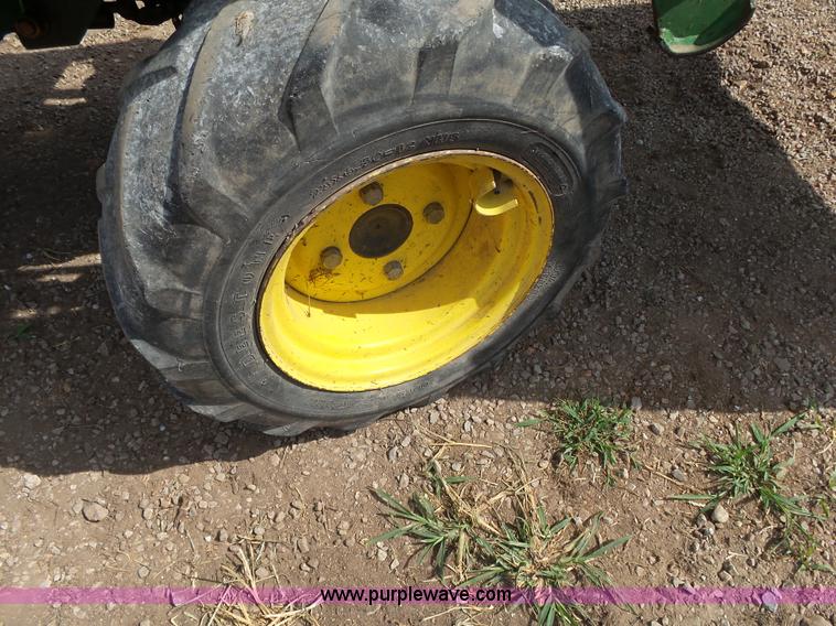 image for item BM9685 John Deere 4100 HST MFWD tractor