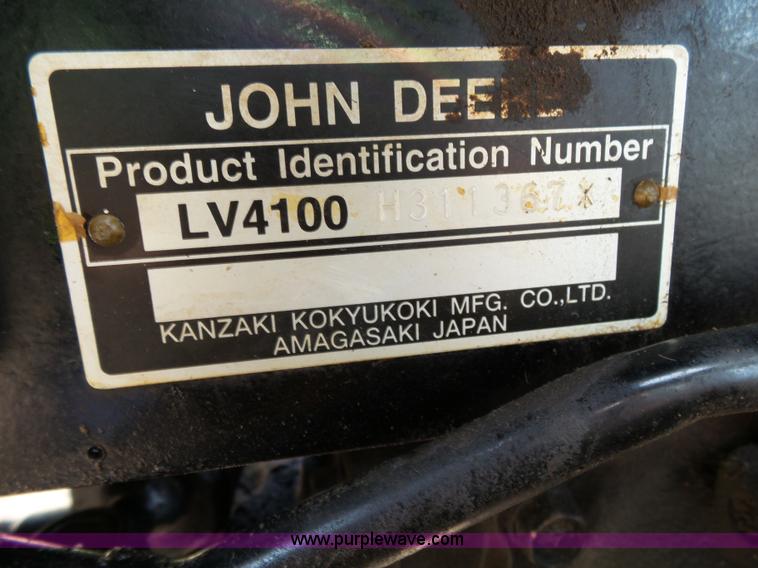 image for item BM9685 John Deere 4100 HST MFWD tractor