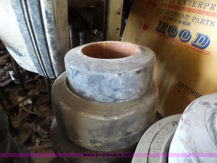 image for item BR9107 (73) solid forklift tires