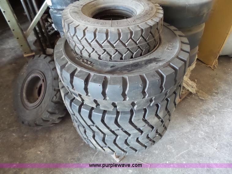 image for item BR9107 (73) solid forklift tires