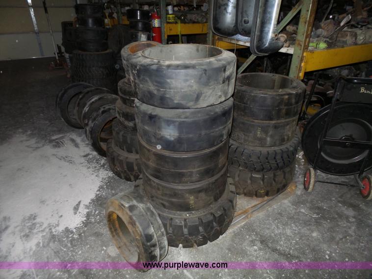 image for item BR9107 (73) solid forklift tires