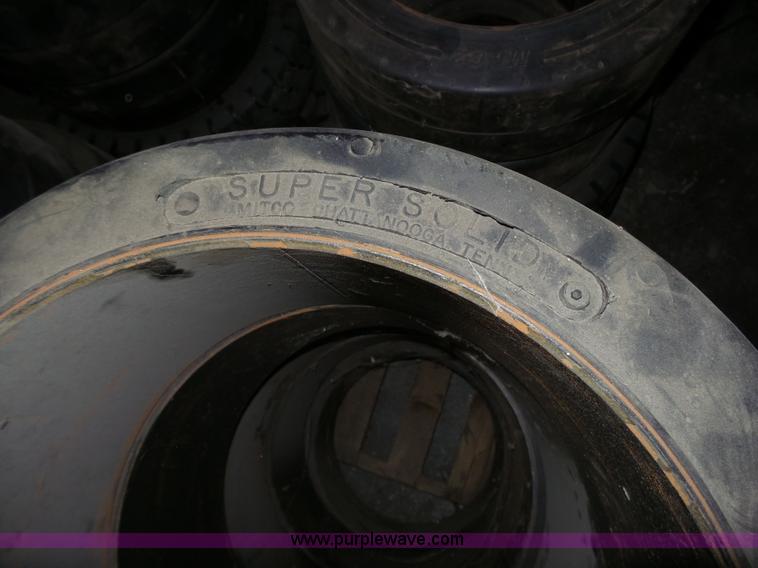 image for item BR9107 (73) solid forklift tires