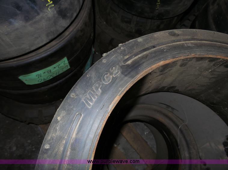 image for item BR9107 (73) solid forklift tires