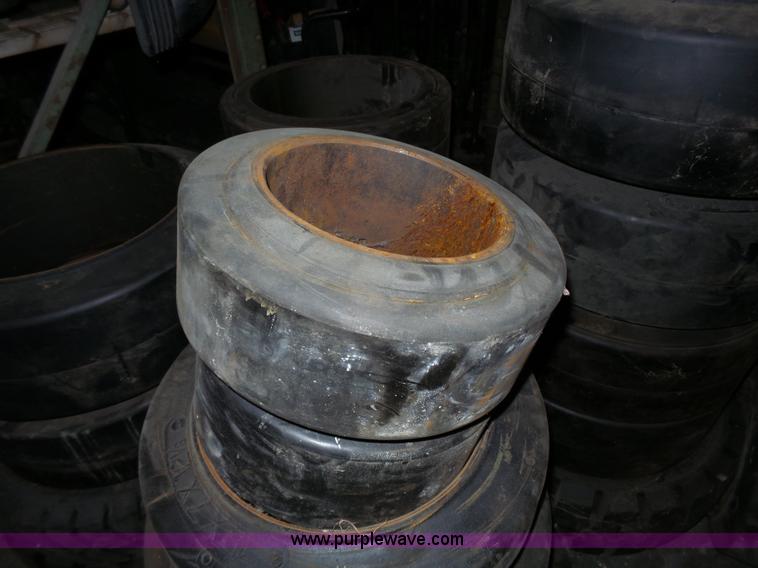 image for item BR9107 (73) solid forklift tires