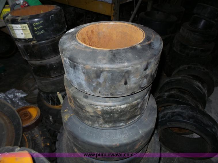 image for item BR9107 (73) solid forklift tires