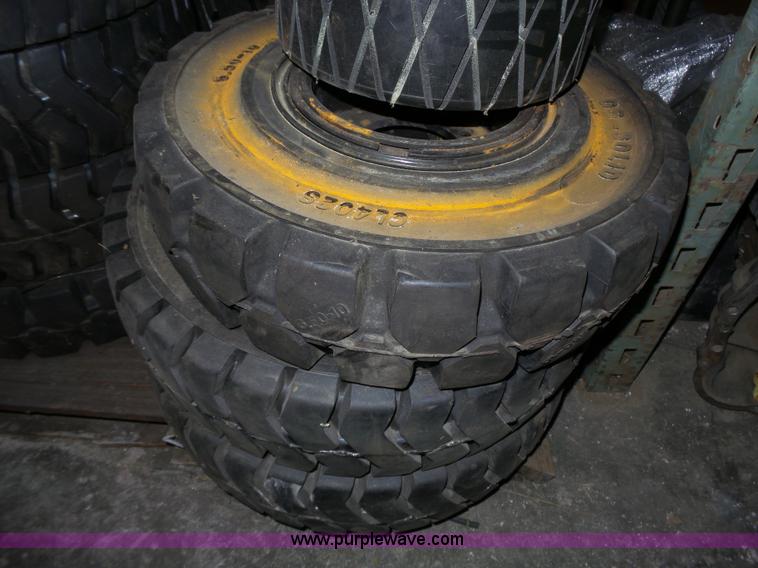 image for item BR9107 (73) solid forklift tires