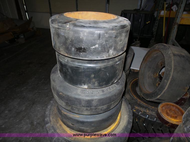 image for item BR9107 (73) solid forklift tires
