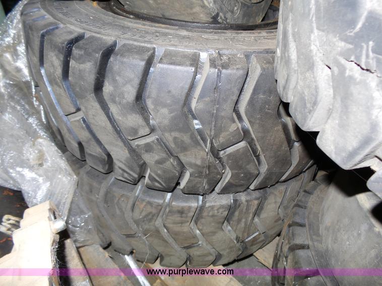 image for item BR9107 (73) solid forklift tires