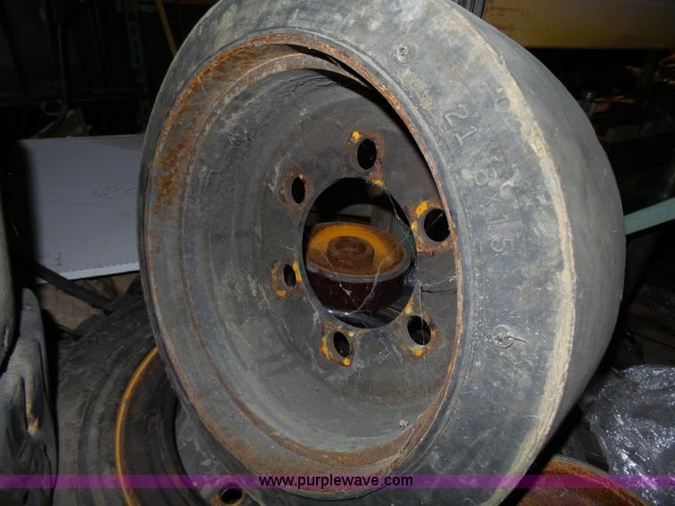 image for item BR9107 (73) solid forklift tires