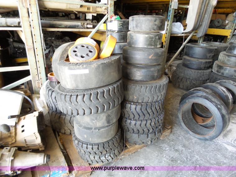 image for item BR9107 (73) solid forklift tires
