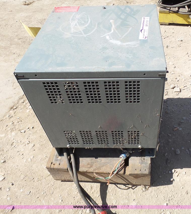 image for item BR9108 UL Powerlite battery charger