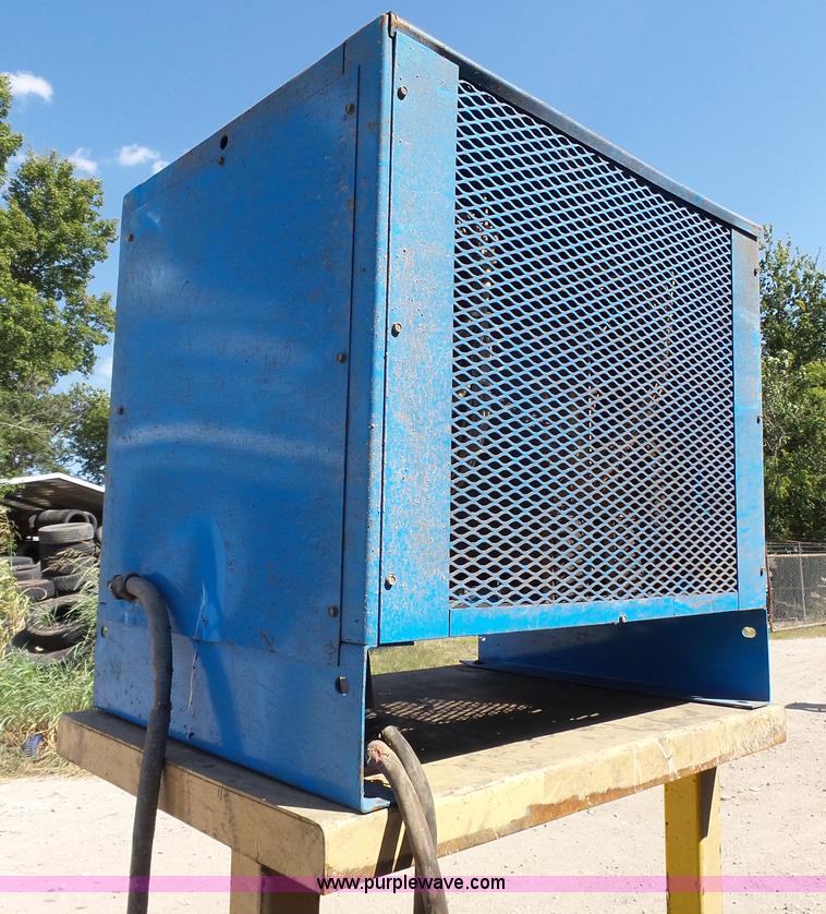 image for item BR9113 Exide 3000 battery charger