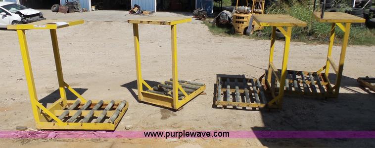 image for item BR9115 (4) battery charging stands