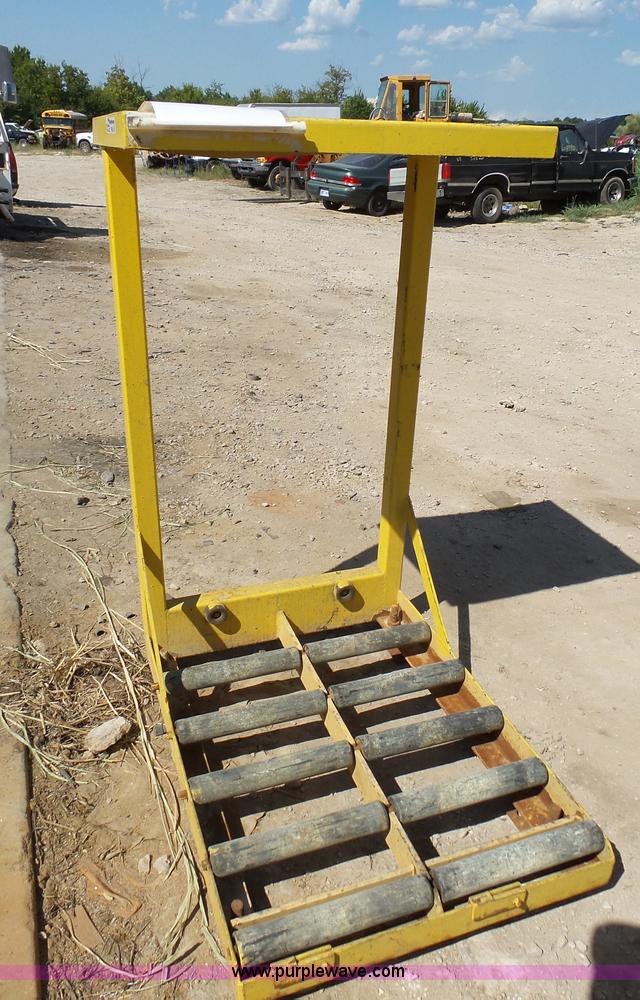 image for item BR9115 (4) battery charging stands