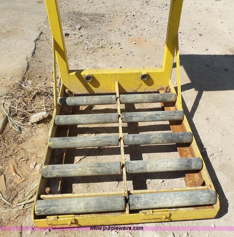 image for item BR9115 (4) battery charging stands