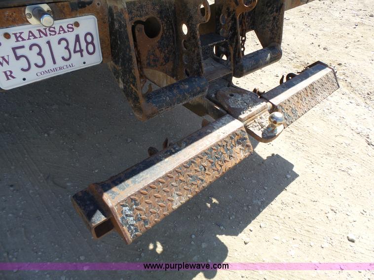 image for item BR9116 1999 Ford F550 rollback truck