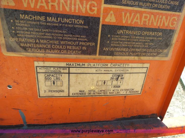 image for item BR9118 JLG 1932E scissor lift